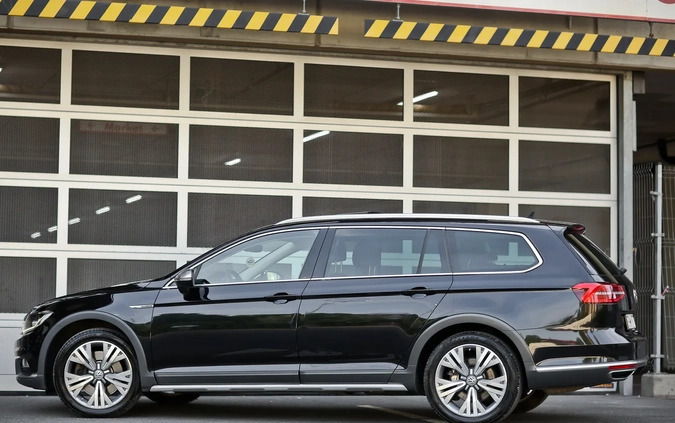 Volkswagen Passat cena 79900 przebieg: 221700, rok produkcji 2016 z Kłodawa małe 781